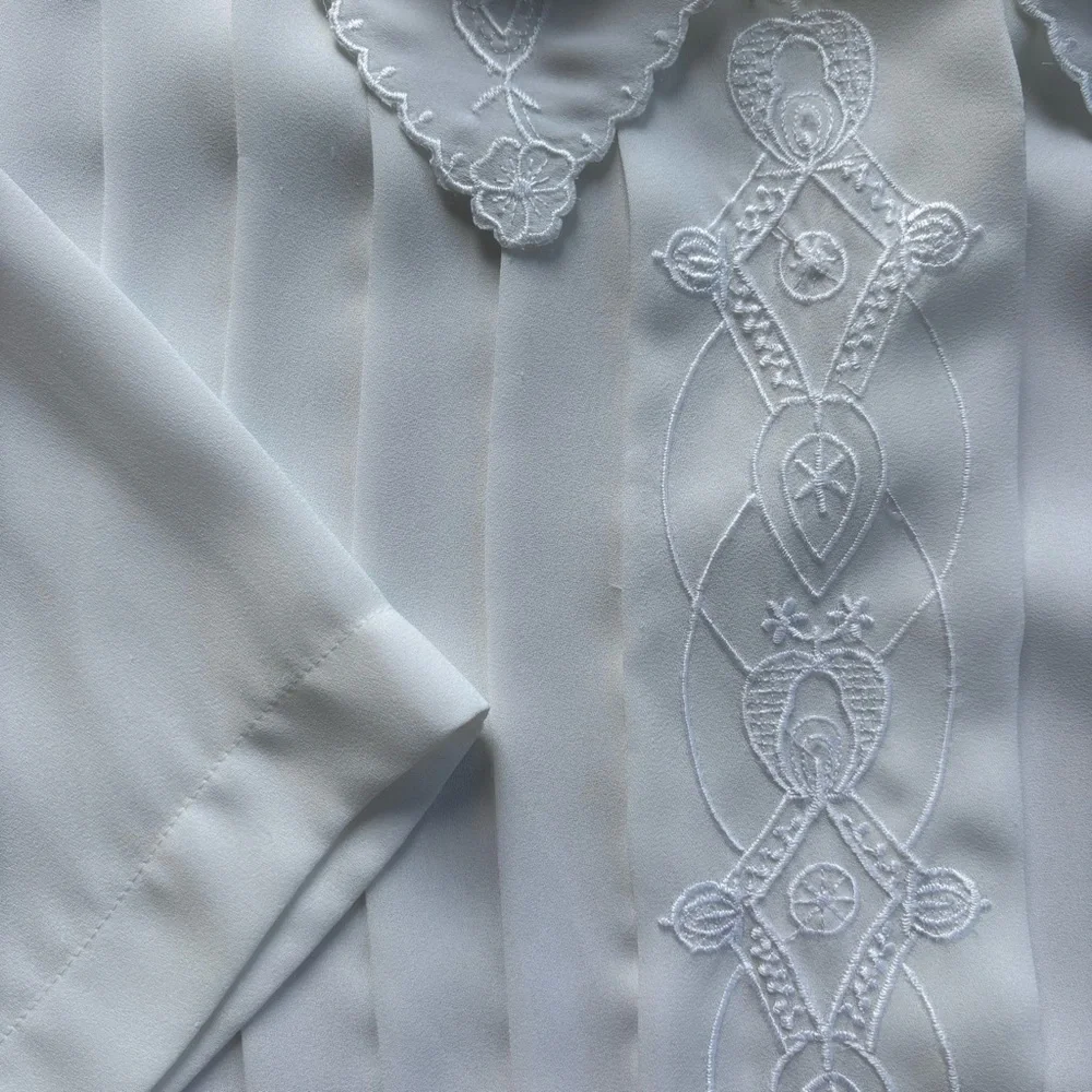 💀 SOLD 💀 Vintage 80s Sheer White Pleated Lace Loop Collar Short Sleeve Blouse M - Picture 9 of 9